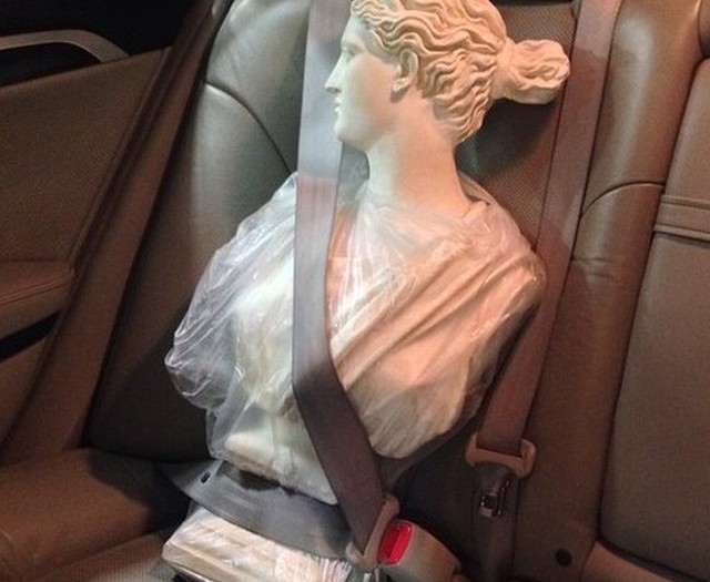 #buckleup #seatbelt #statue #habal
