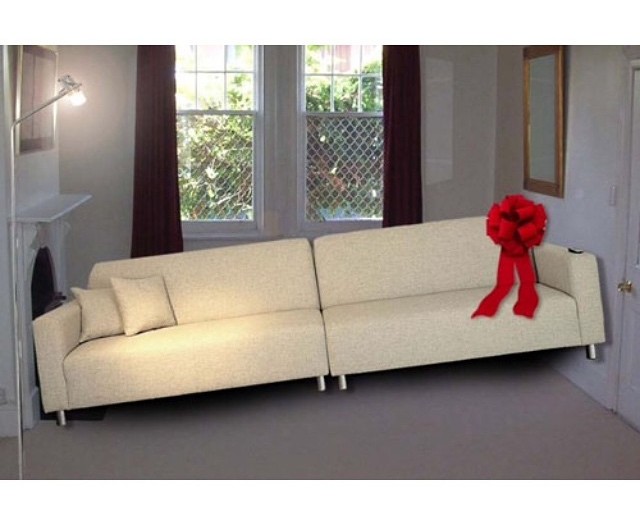 Doesn't quite fit #surprise #gift #sofa #furniture #fail #HabaLdotCom
#هبل_دوت_كوم