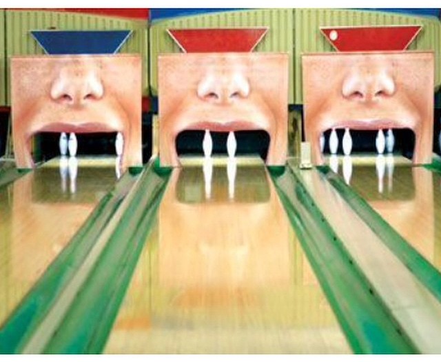 #bowling #alley #dentist #ads #habal #هبل
#HabaLdotCom
#هبل_دوت_كوم