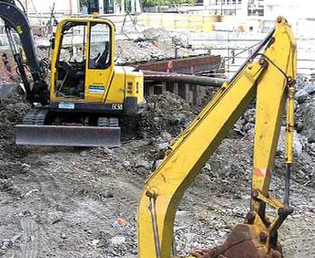 We will never forget you #excavator #construction #site #crane #habal #هبل
#HabaLdotCom
#هبل_دوت_كوم