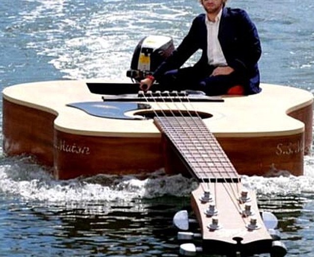 #guitar #boat #habal #هبل
#HabaLdotCom
#هبل_دوت_كوم