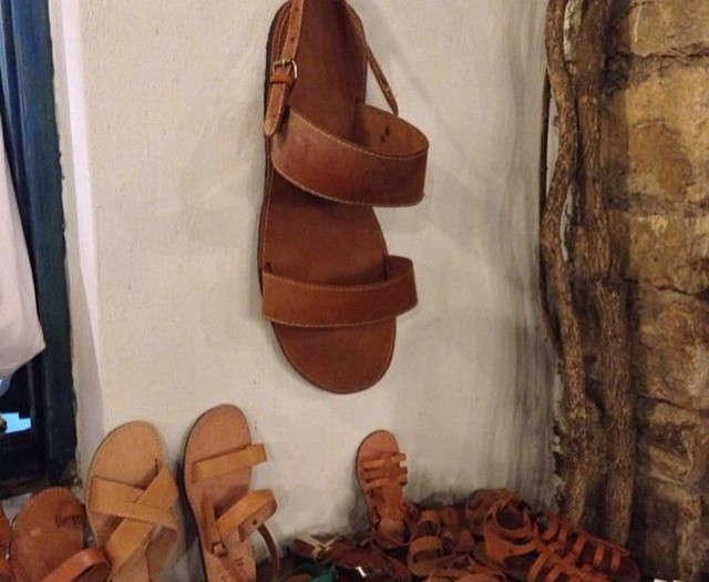 #biggest of them all #slippers #sizematters #habal #هبل
#HabaLdotCom
#هبل_دوت_كوم